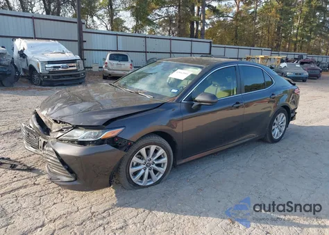 2020 Toyota Camry Le from USA, damaged, VIN 4T1C11AK7LU305598